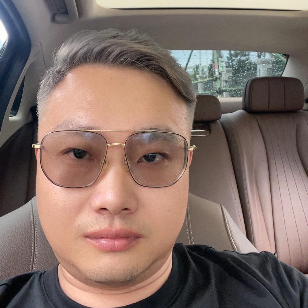 楼兰美家余国壮