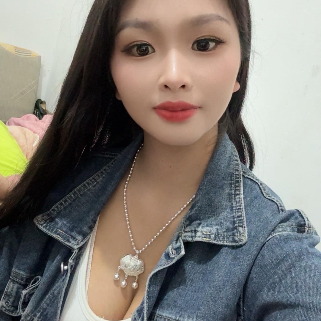 小英😘