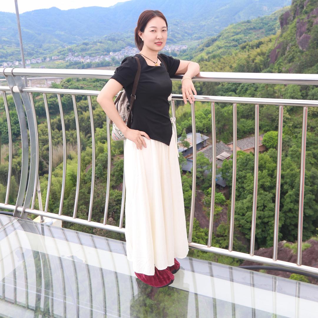 夜夜就想睡的香🥰