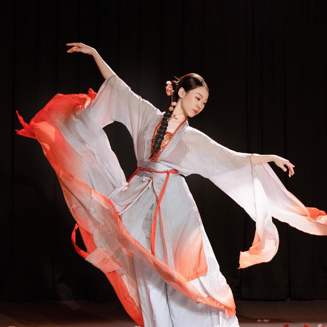 艺禾中国舞（婷婷老师）