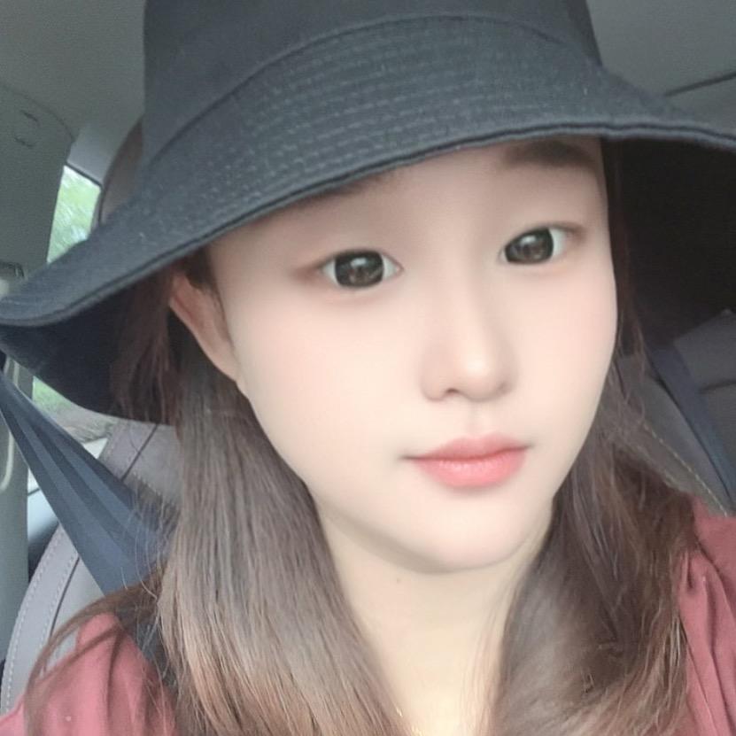 ✌️燕小燕✌️