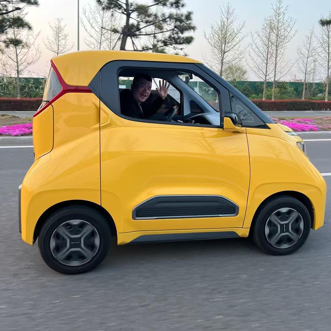 快车道（日照尊和汽车）