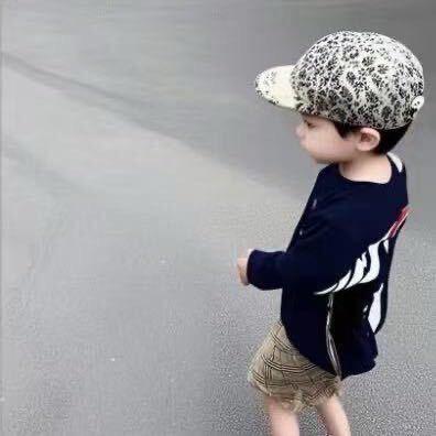 小卓.