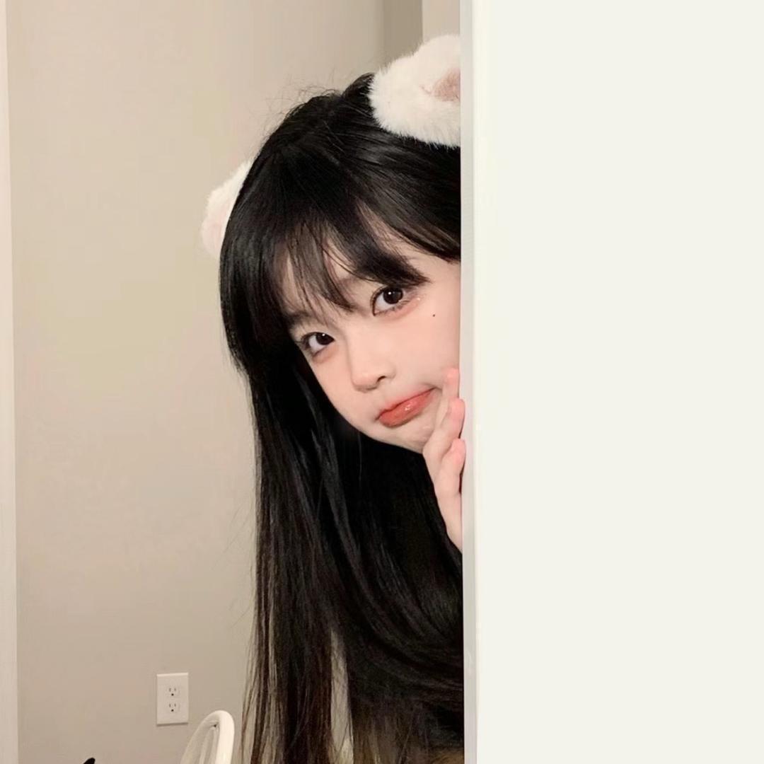 小小晴.