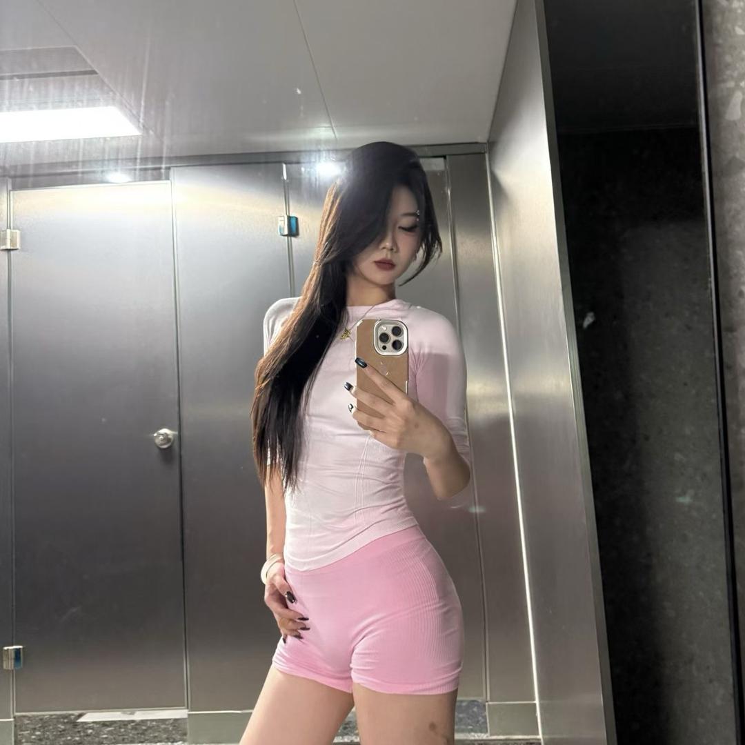 小妍熊崽汁
