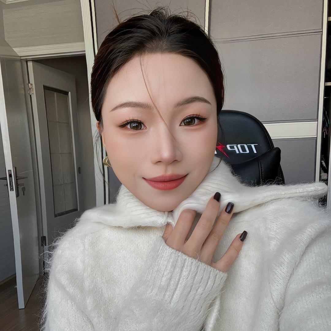 小鹿爱化妆