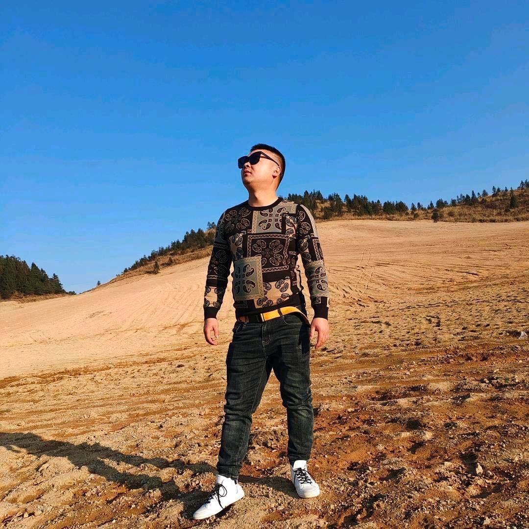十龙哥