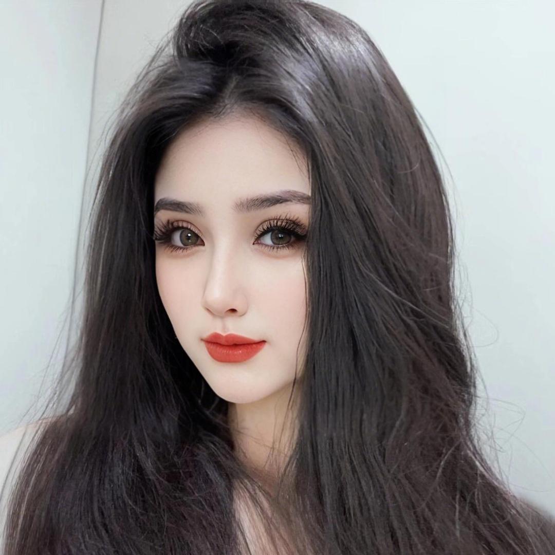 monica