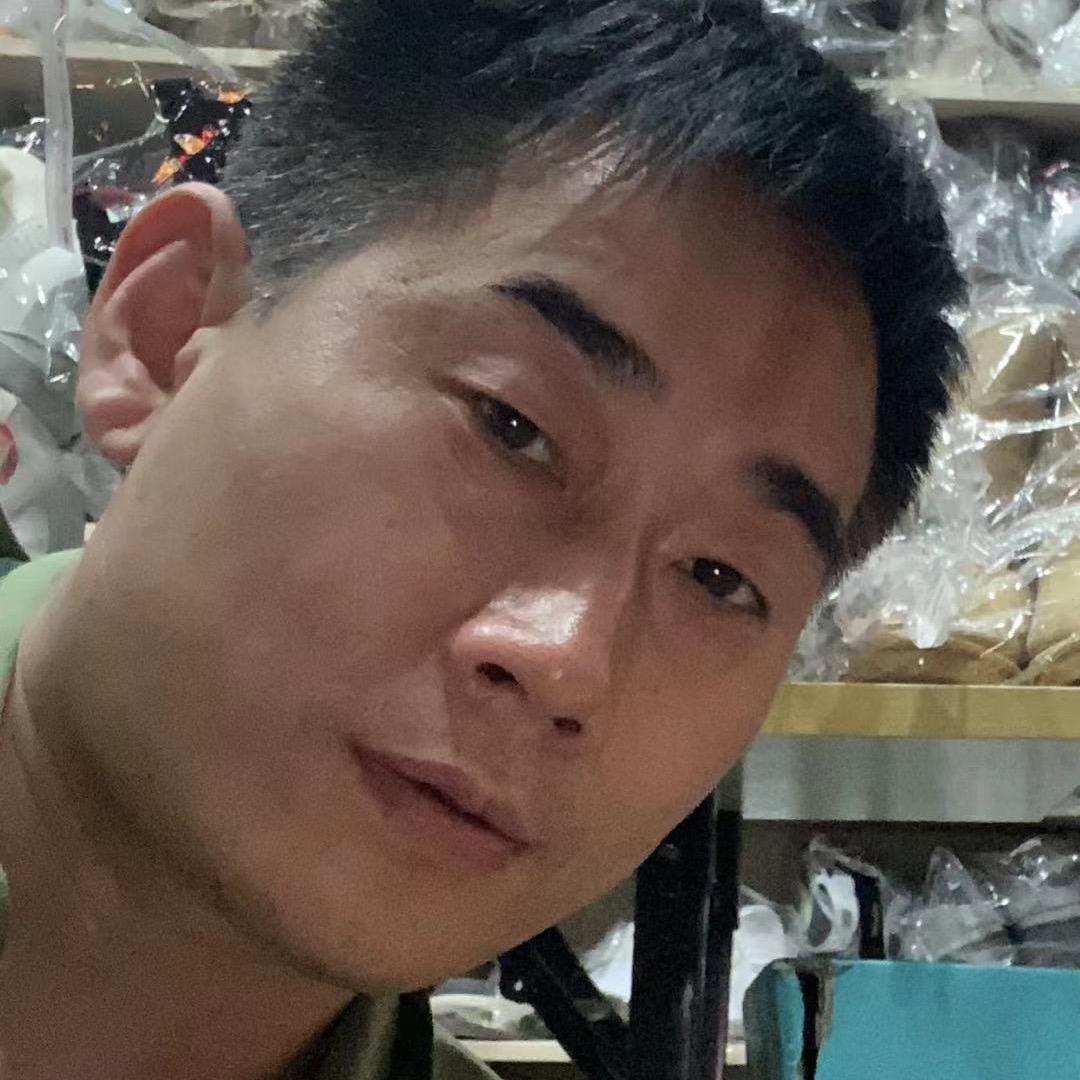 丽革～修鞋 洗鞋