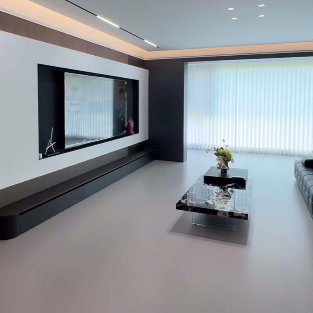 努力卖墙板的打工人