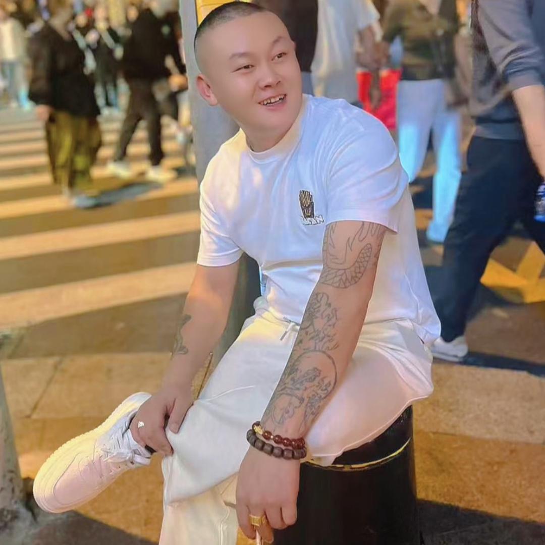 小岳岳（不忘初心）