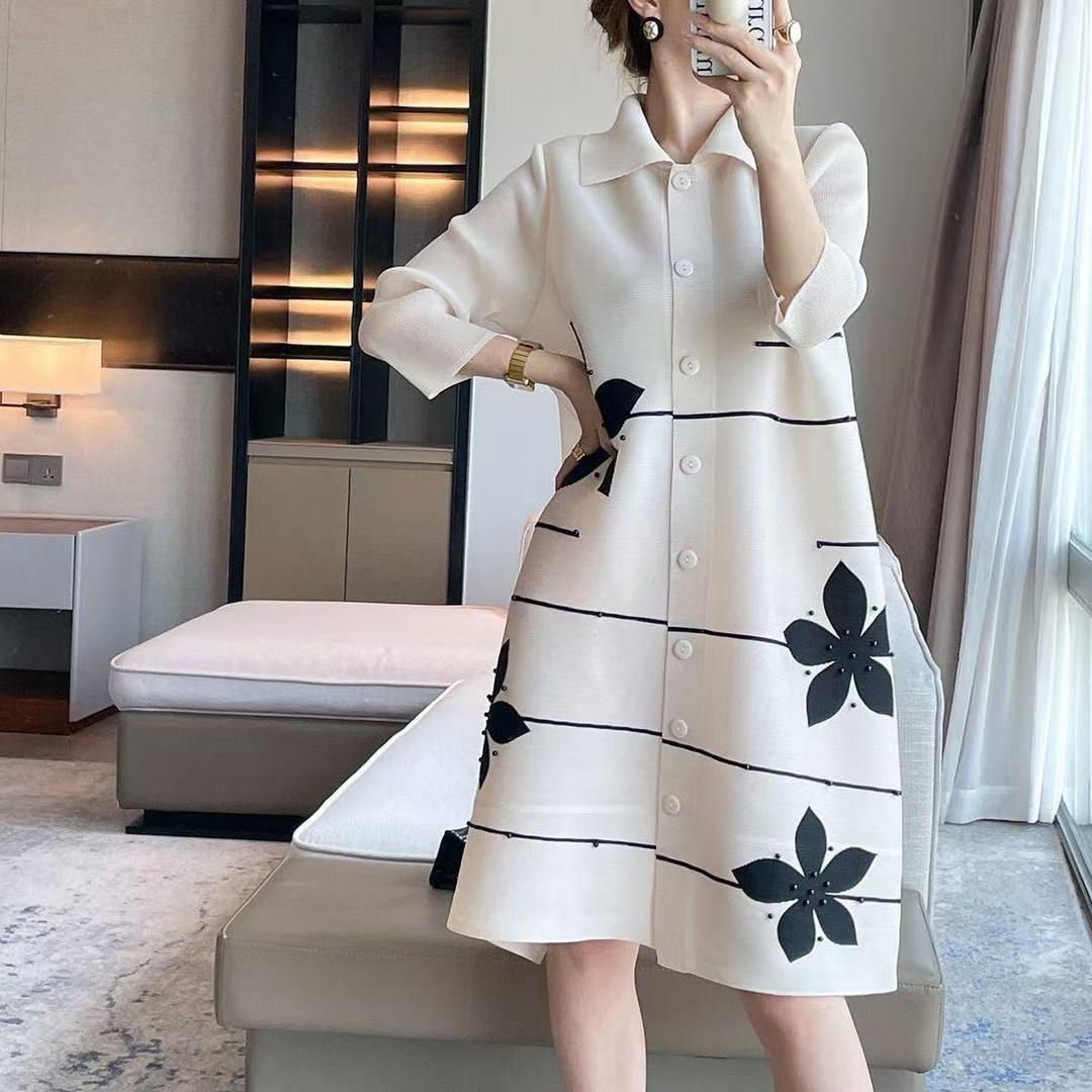 三宅褶皱裙工厂店