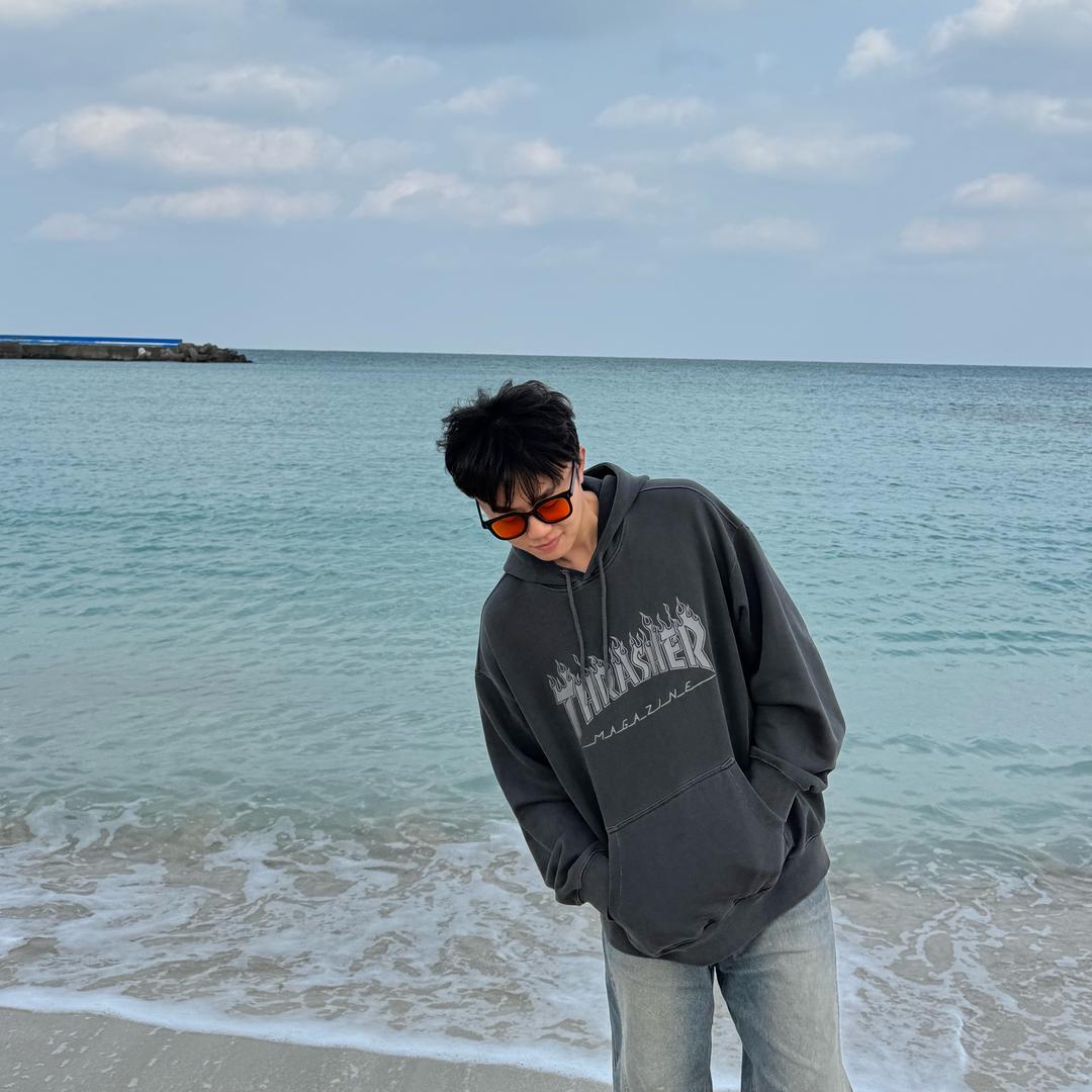 J_YAN
