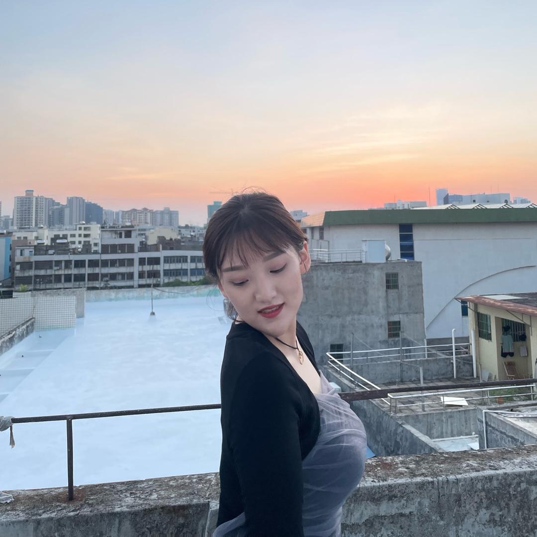 听不太董.