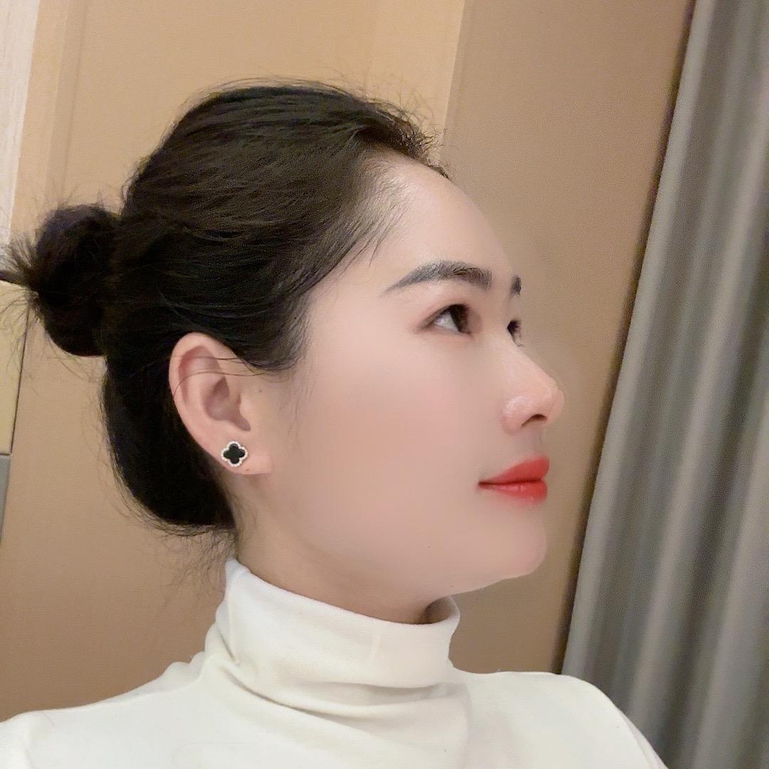 对风说我爱你。