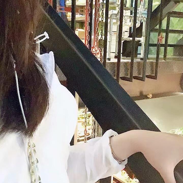R瘦瘦