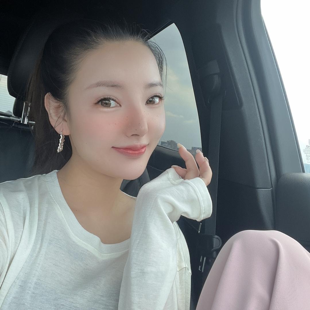 塔塔2号景年服饰