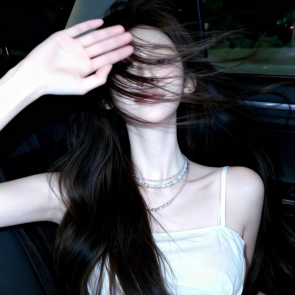 𝐍𝐢𝐞𝐢𝐢𝐨