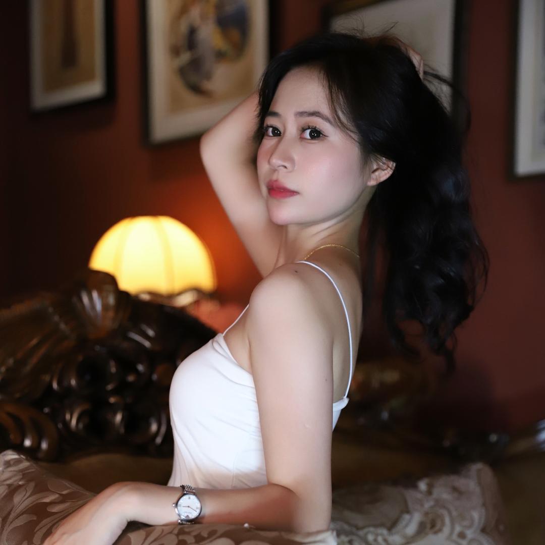 蓉蓉.