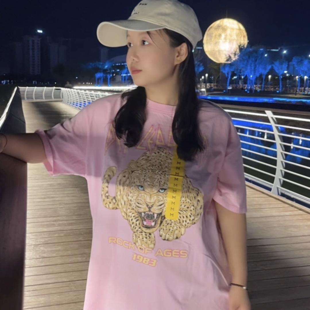 淇淇外贸服装工厂店