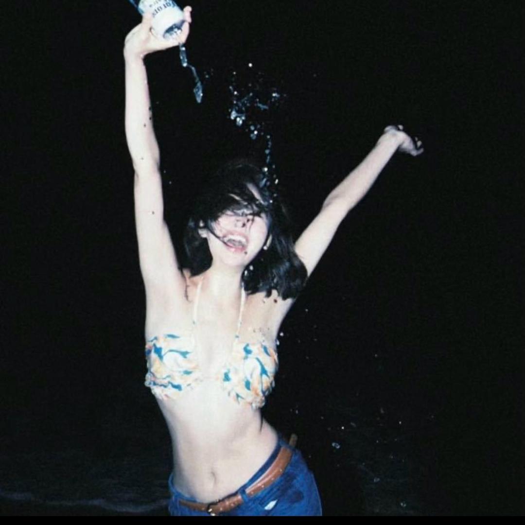欣欣子