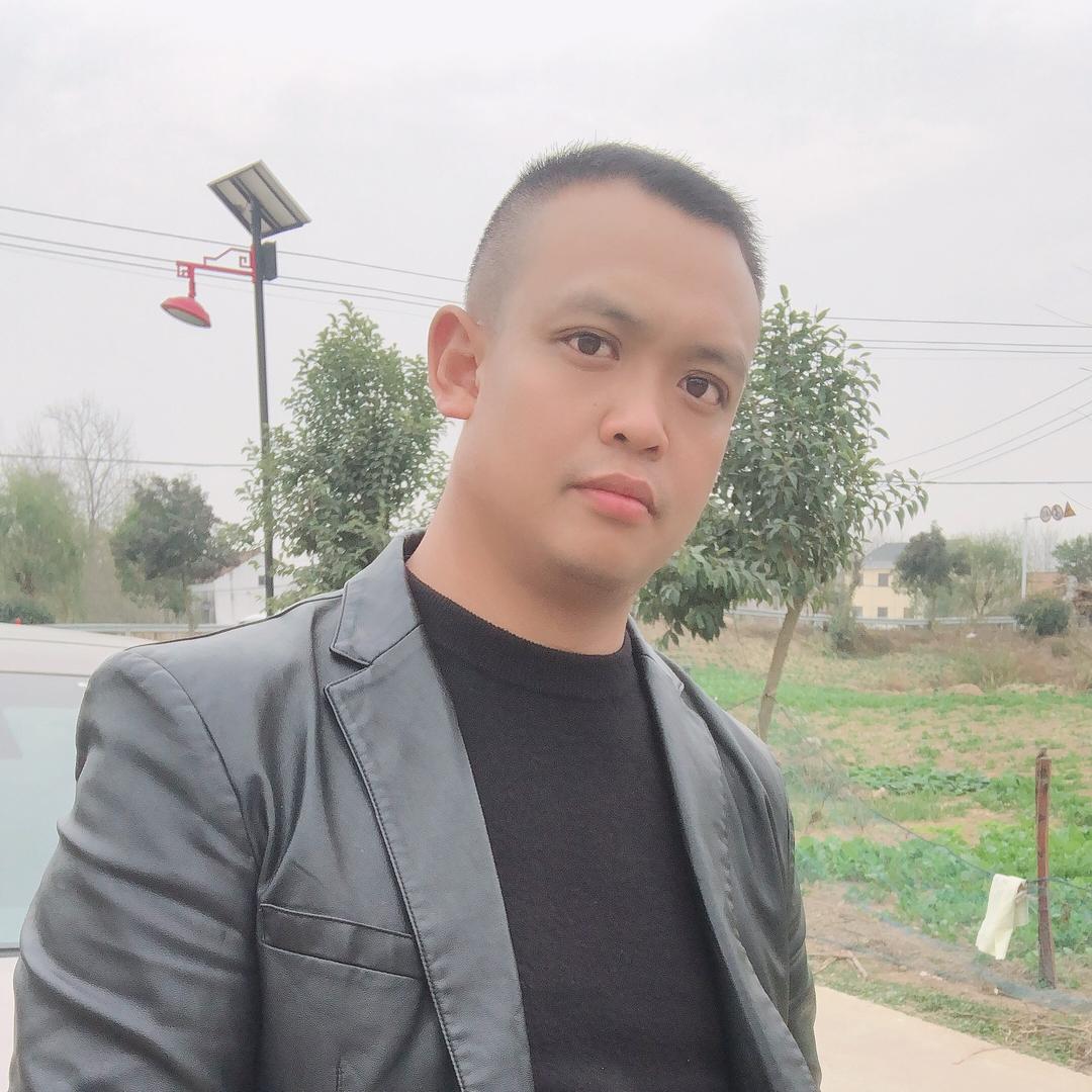 精神小伙，