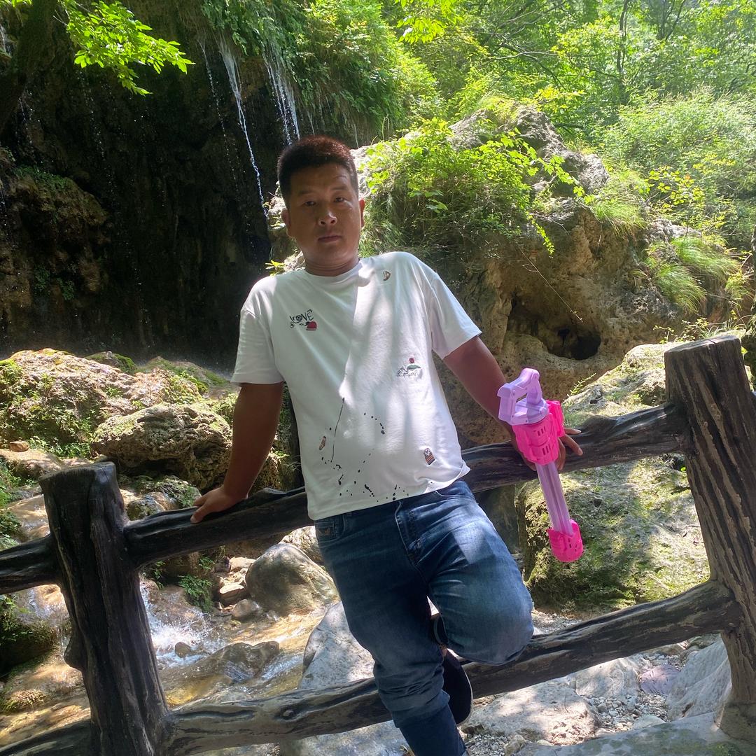 M C ☘️ 劉…🎋