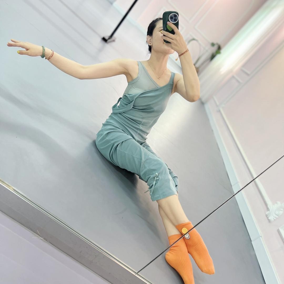 是江江老师吖💃