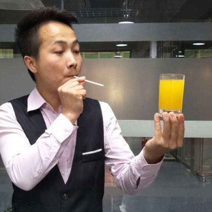 魔术师晓东