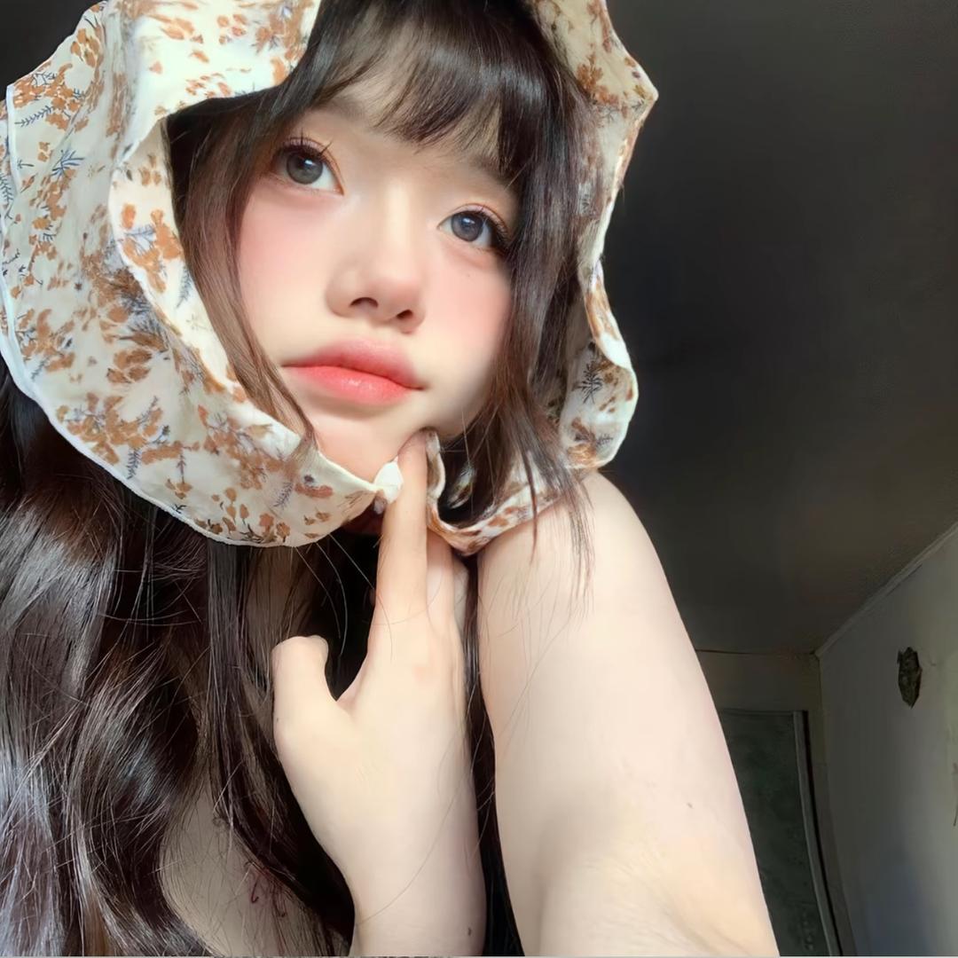 三三_