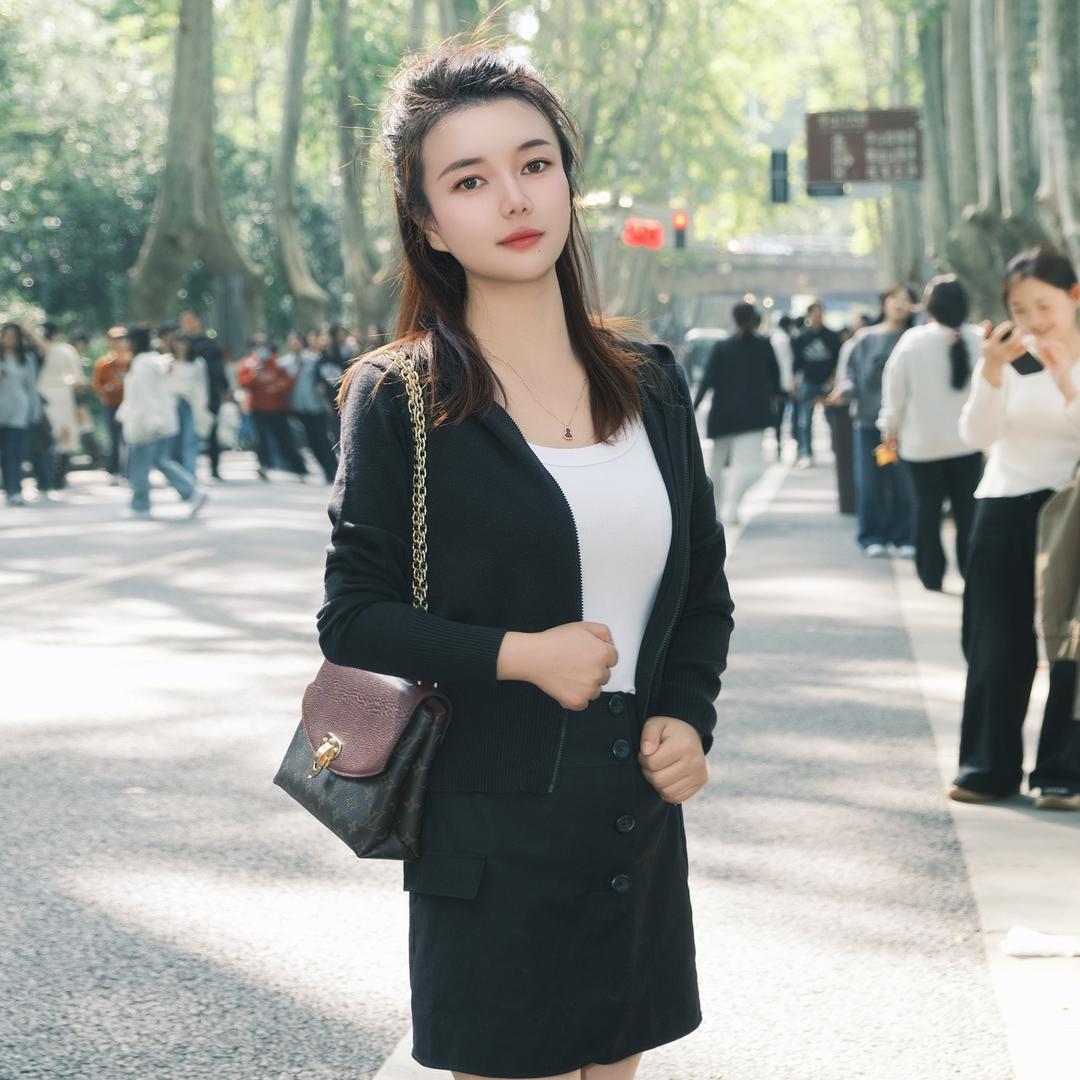 美洋洋……