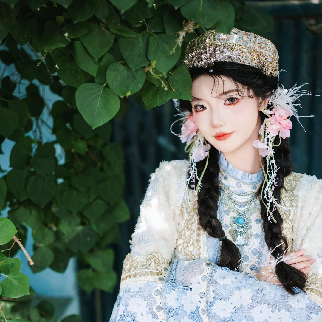 阿愉是化妆师！