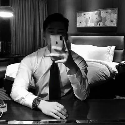 Mr.Right