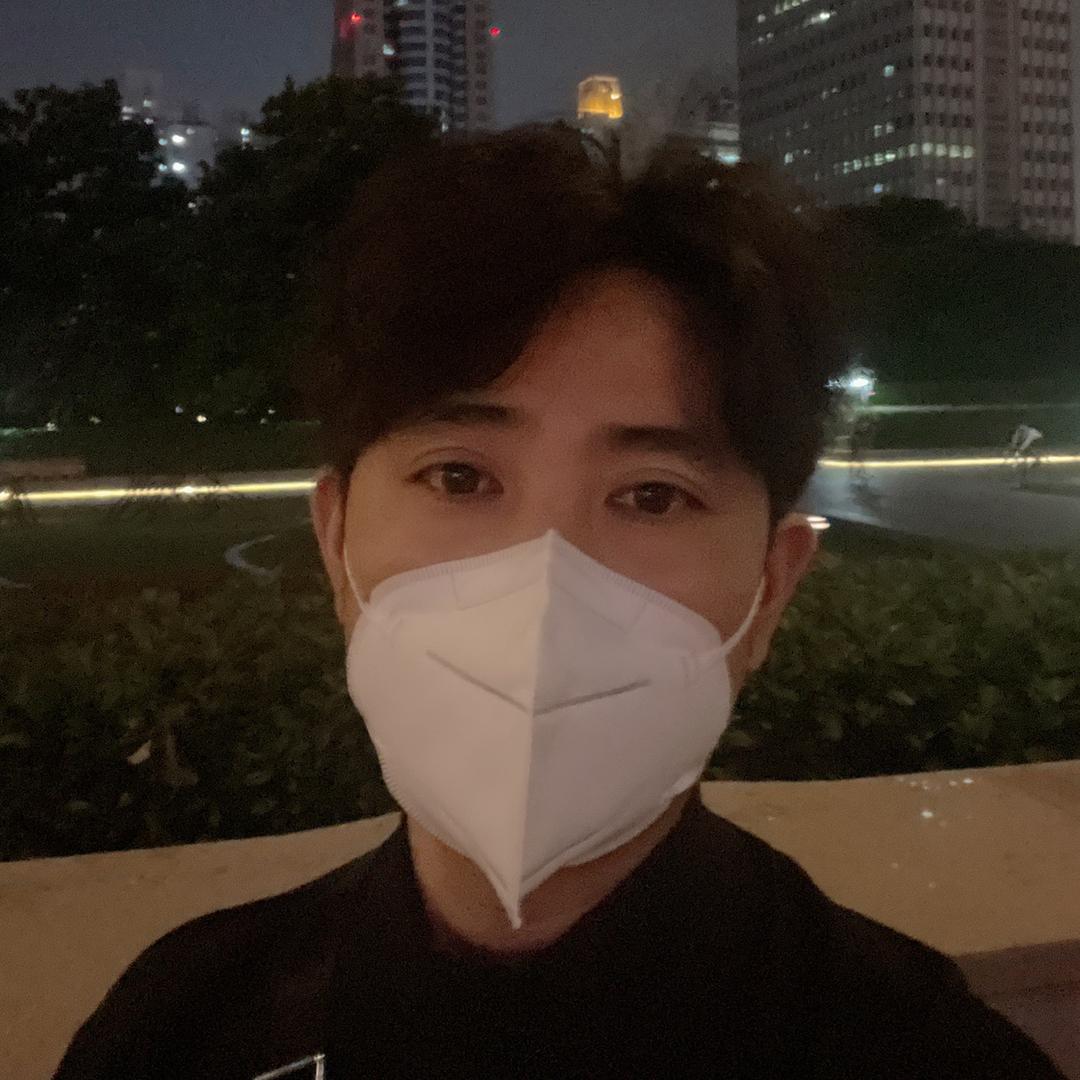 坤@