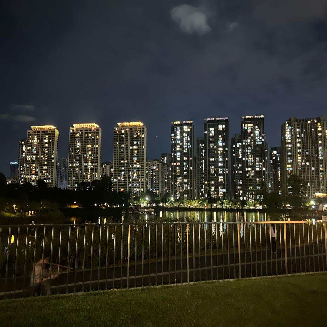 ╭指尖微凉╮