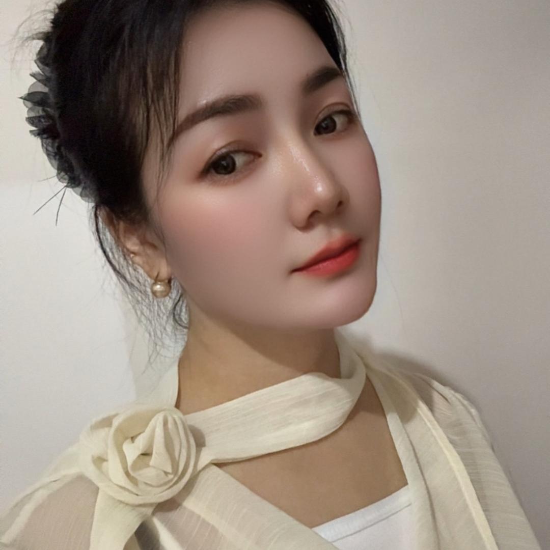 💍美纳🫦小小的倔强💦💅