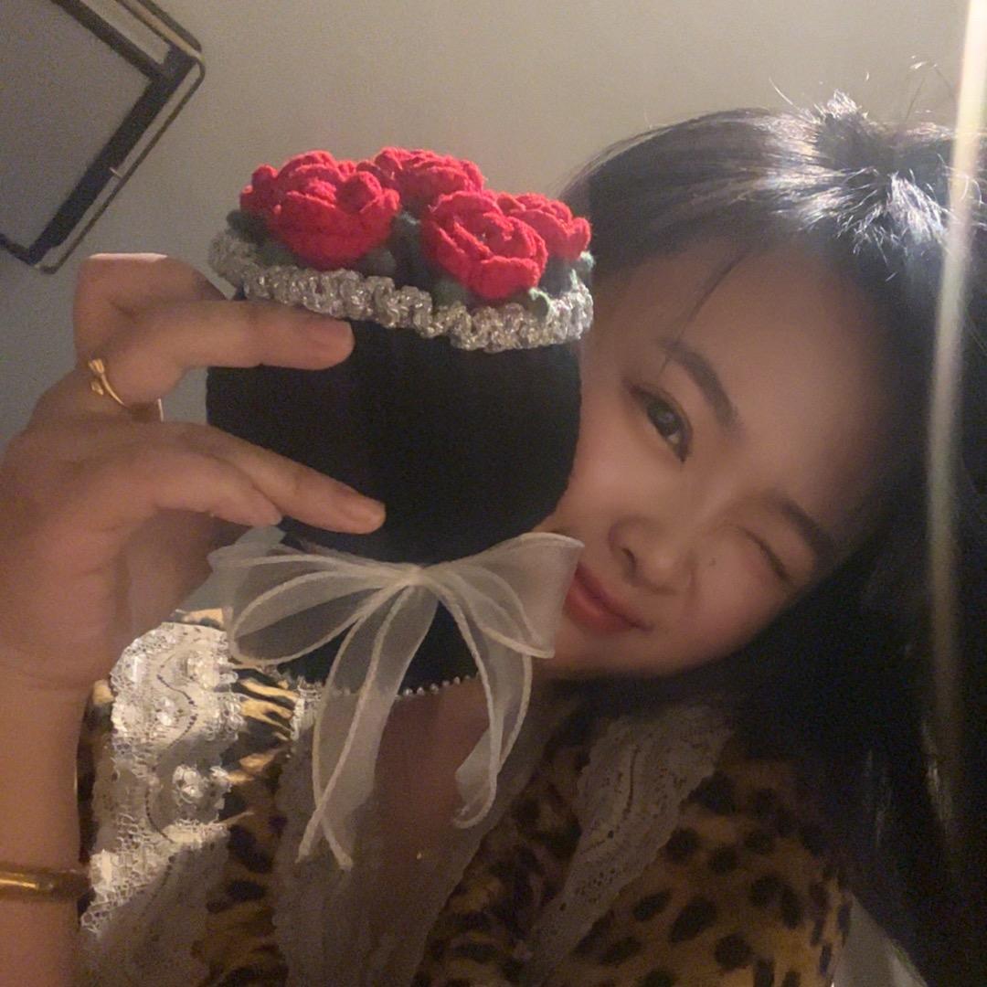 白漂亮跑婚车日常，花样婚礼车队