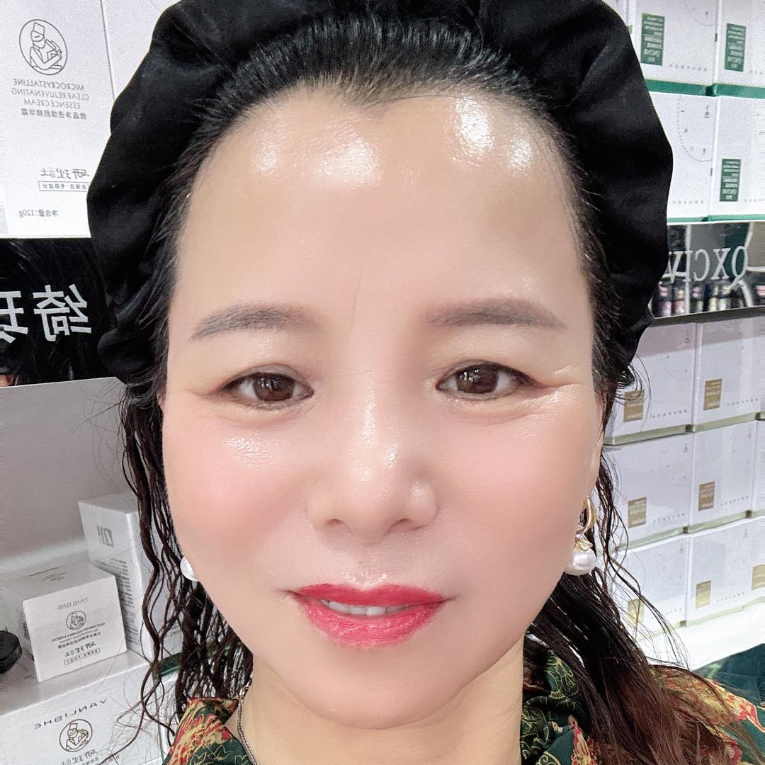 晓勤美妆博主