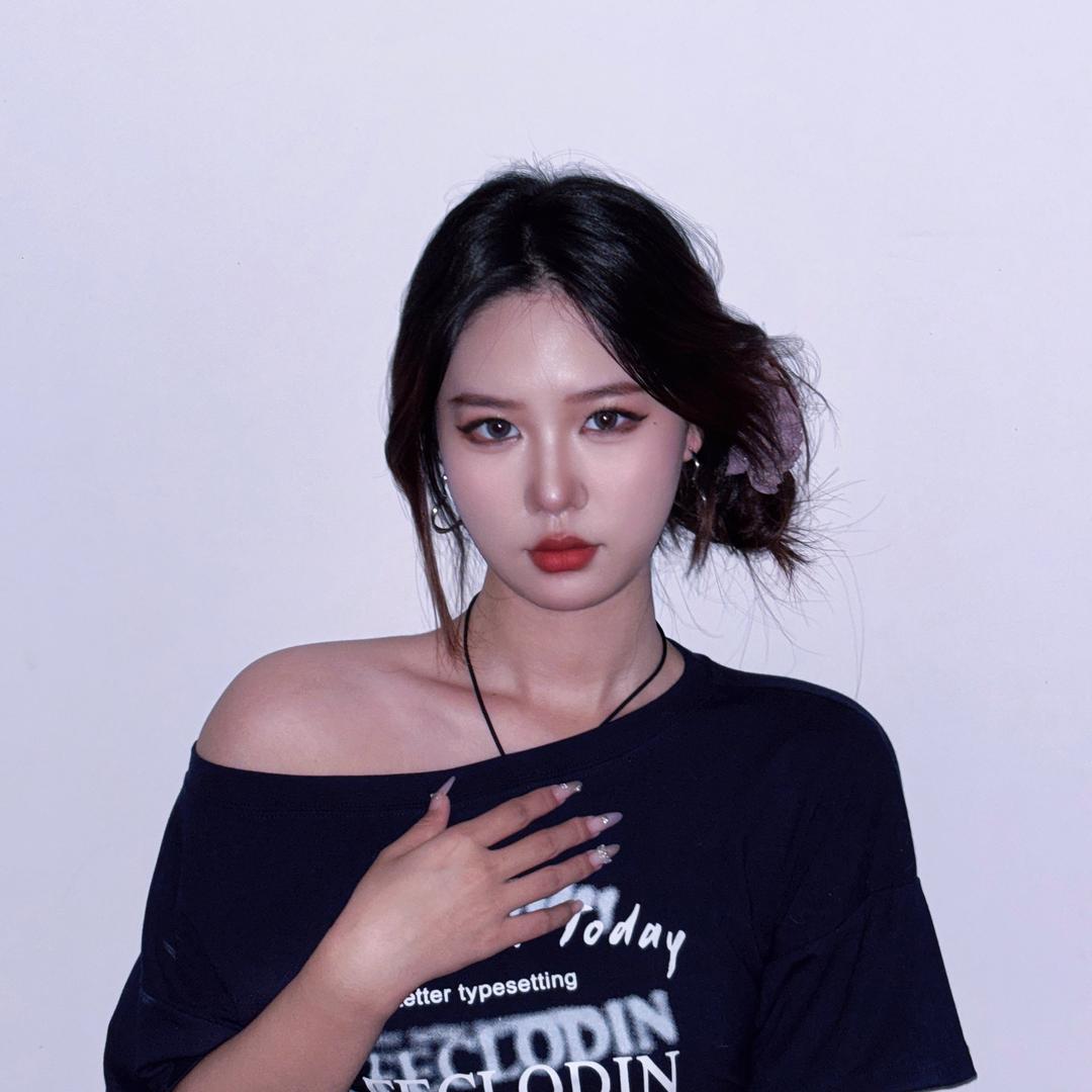 小鹿絮絮念
