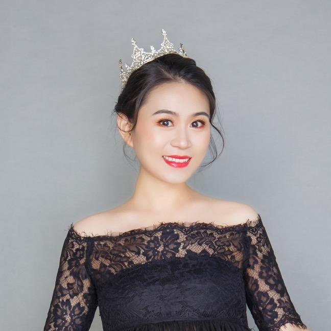 老板娘露西