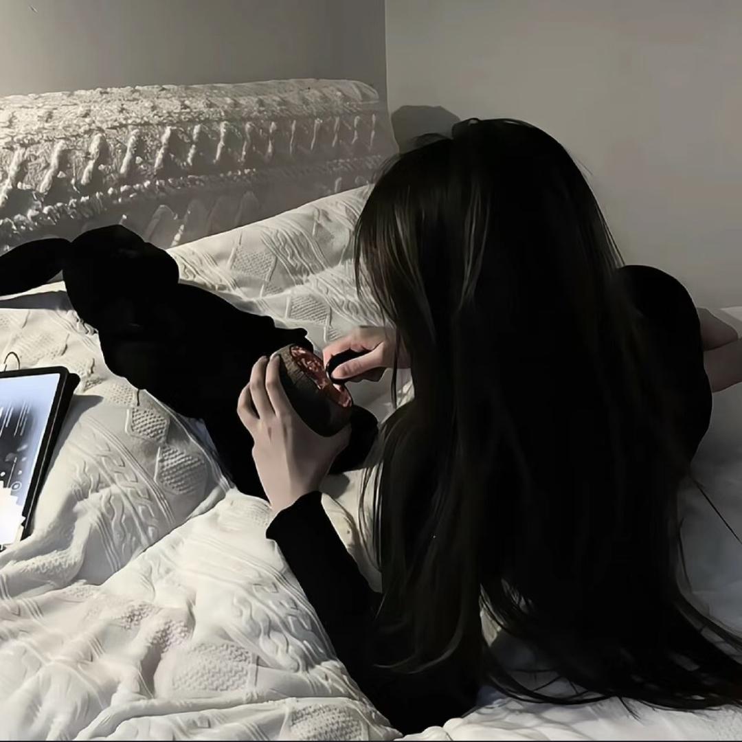 EE