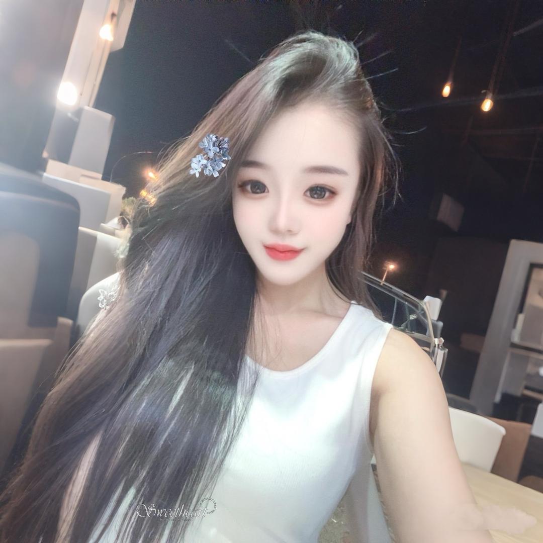 佳佳👑