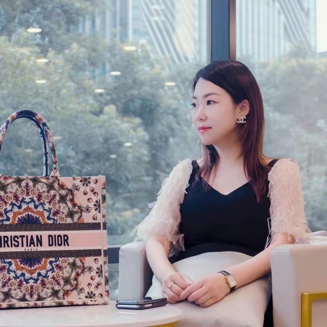 罗门尊品橙色空间轻奢女包