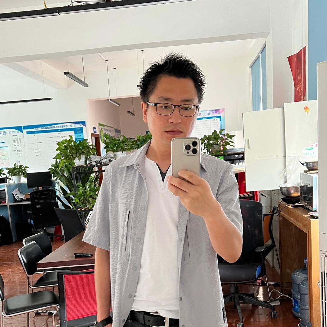 曾庆豪
