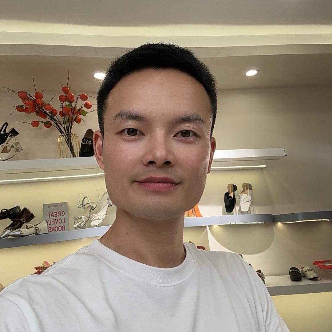 谢亚平的笑笑鞋店