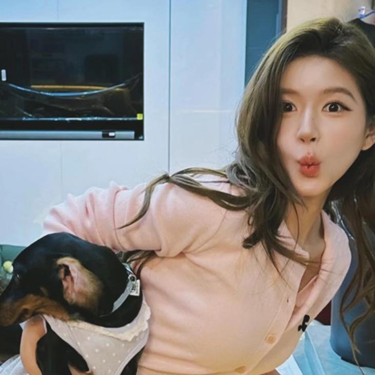 晗晗不长肉🦵🏻