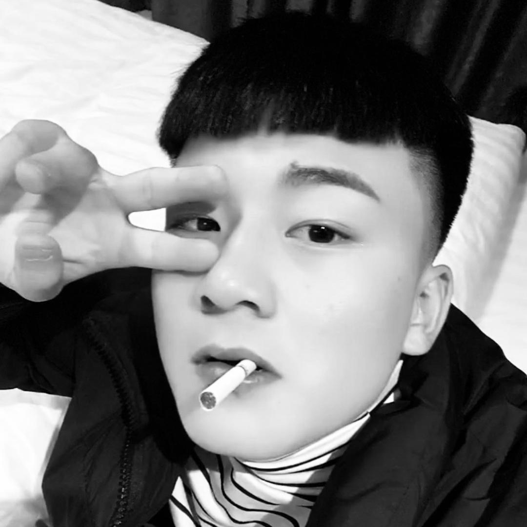 跑婚车的那个男.H9