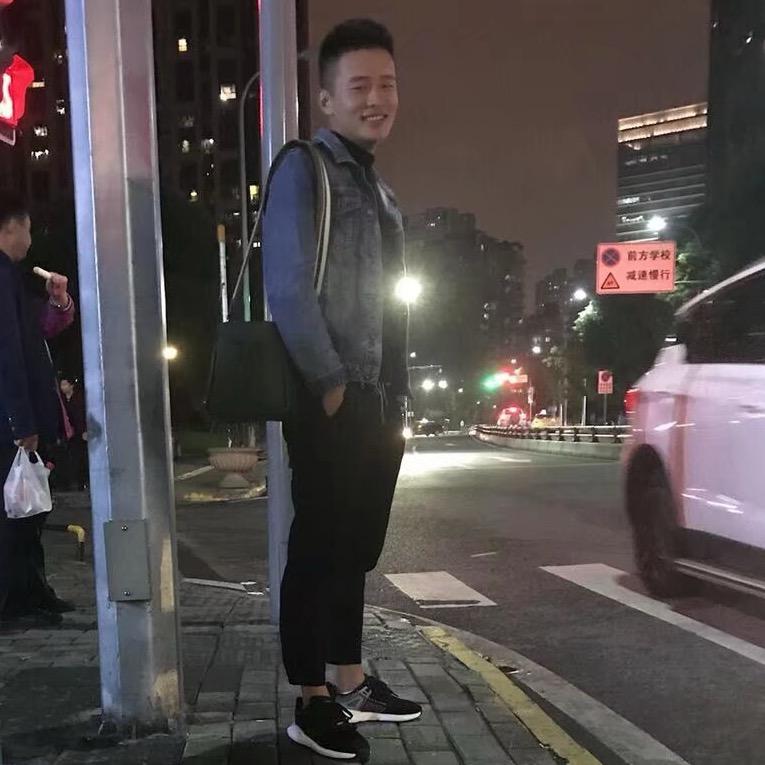 老班长（小周）