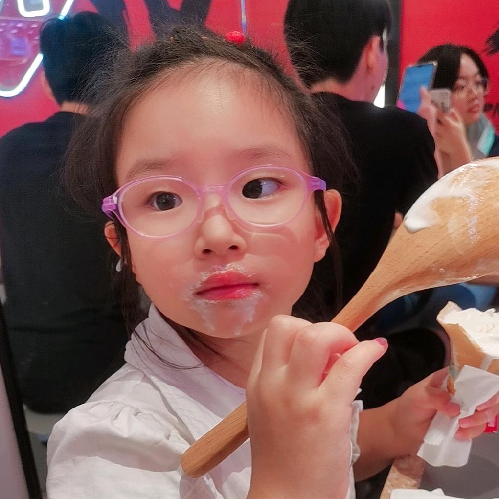 小澎澎 💕ღ¹⁰⁰࿐