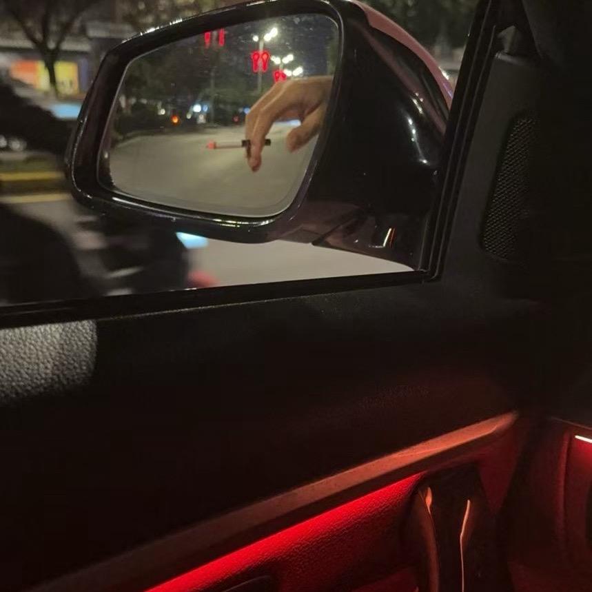 其实那天开始就悄悄的喜欢你了哦但是骗你的